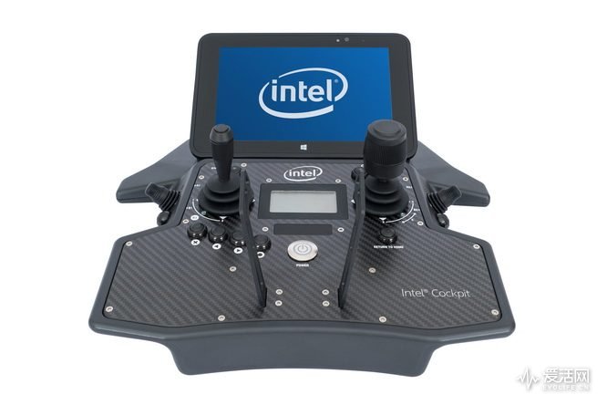 Intel Cockpit, water-resistant user interface, is part of the Intel Falcon 8+ unmanned aerial system. Intel Corporation on Oct. 11, 2016, announced the Intel Falcon 8+, an advanced drone with full electronic system redundancy that is designed with safety, ease, performance and precision for the North American markets. (Credit: Intel Corporation)