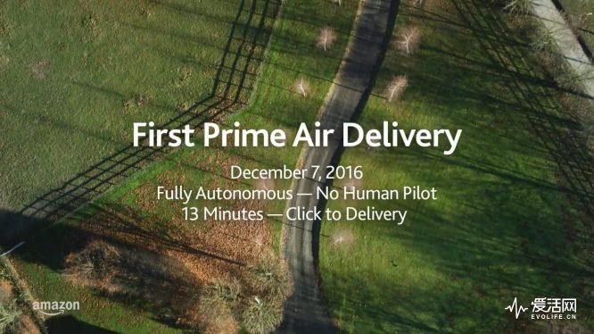 Amazon Prime Air’s First Customer Delivery.mp4_20161215_134119.377
