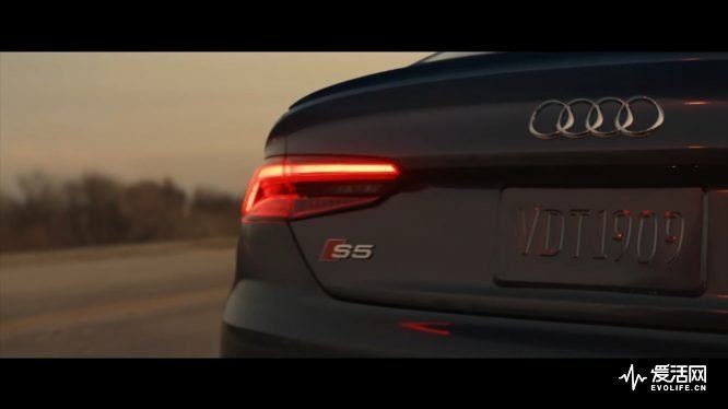 Audi #DriveProgress Big Game Commercial – “Daughter” - YouTube [720p].mp4_20170206_144933.383