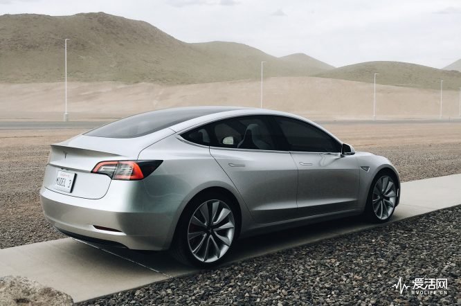Tesla-Model-3-rear-side-view