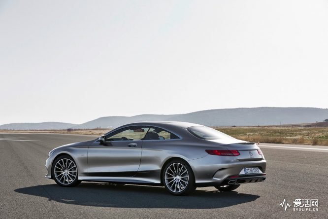 Facelifted-Mercedes-SClass-Coupe-Cabrio-Frankfurt-6