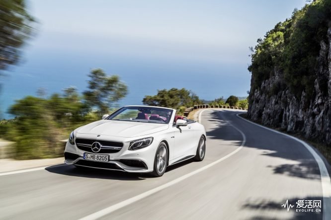 Facelifted-Mercedes-SClass-Coupe-Cabrio-Frankfurt-7