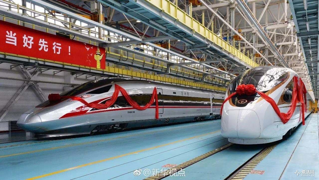 Train chinese. Пекин-Шанхайская высокоскоростная железная дорога. ВСМ Пекин Шанхай. Железная дорога Пекин Шанхай. Высокоскоростная пассажирская линия Пекин - Гонконг.