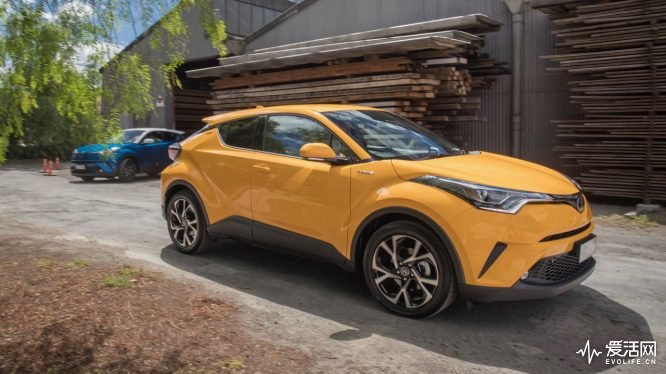 2017 Toyota C-HR Koba yellow – Chasing Cars