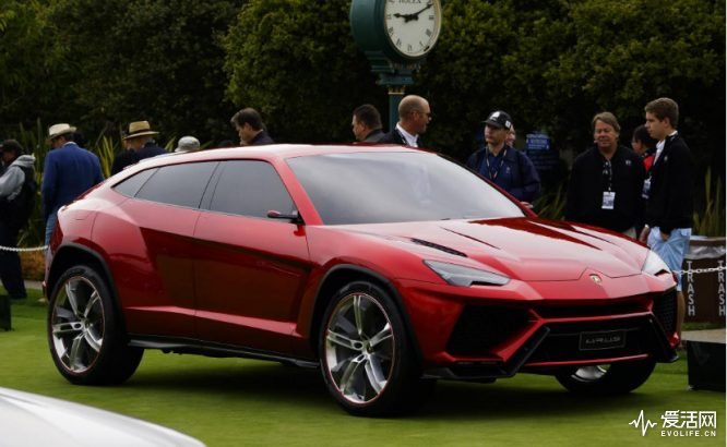 lamborghini-urus_827x510_51486900273