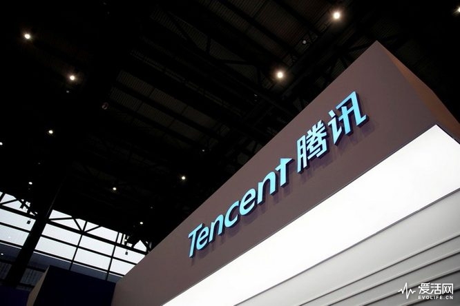 2018-01-19T043154Z_1_LYNXMPEE0I06L-OUSTC_RTROPTP_3_TECH-US-CHINA-GOOGLE-TENCENT