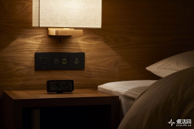 MUJI HOTEL SHENZHEN 无印良品酒店·深圳_客房细节-床头柜