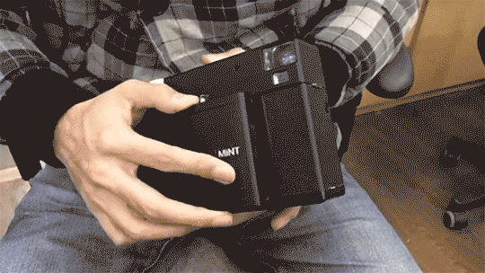 InstantKon-RF70-rangefinder-camera-for-Instax-Wide3
