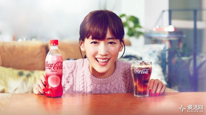 COCA-COLA-Peach-Design-2018-Winter-Limited-Edition-500ml-only-in-Japan-banner