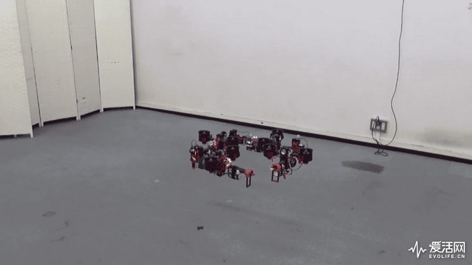 p-1-this-dragon-drone-is-the-stuff-of-techno-nightmares.gif
