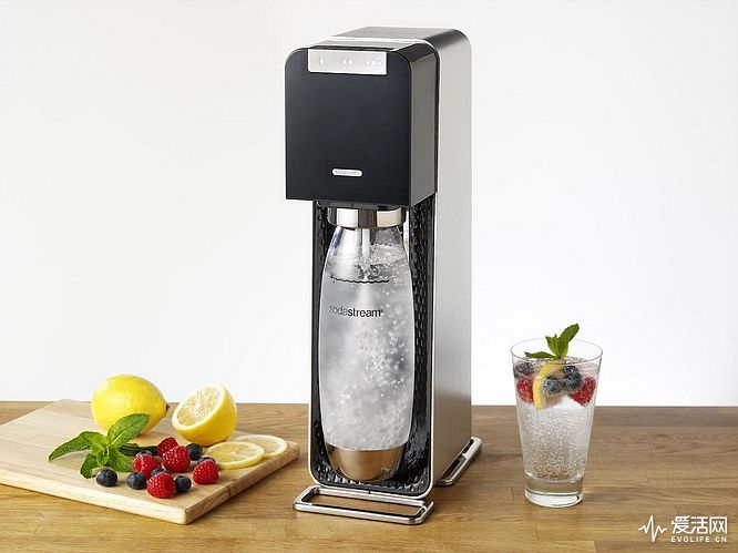 SodaStream-Power-Electric-Sparkling-Water-Maker-01