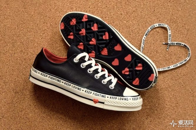 converse-chuck-70-low-womens-valentines-day-release-1