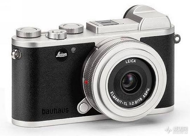 Leica-CL-100-Jahre-Bauhaus-limited-edition-camera1-1