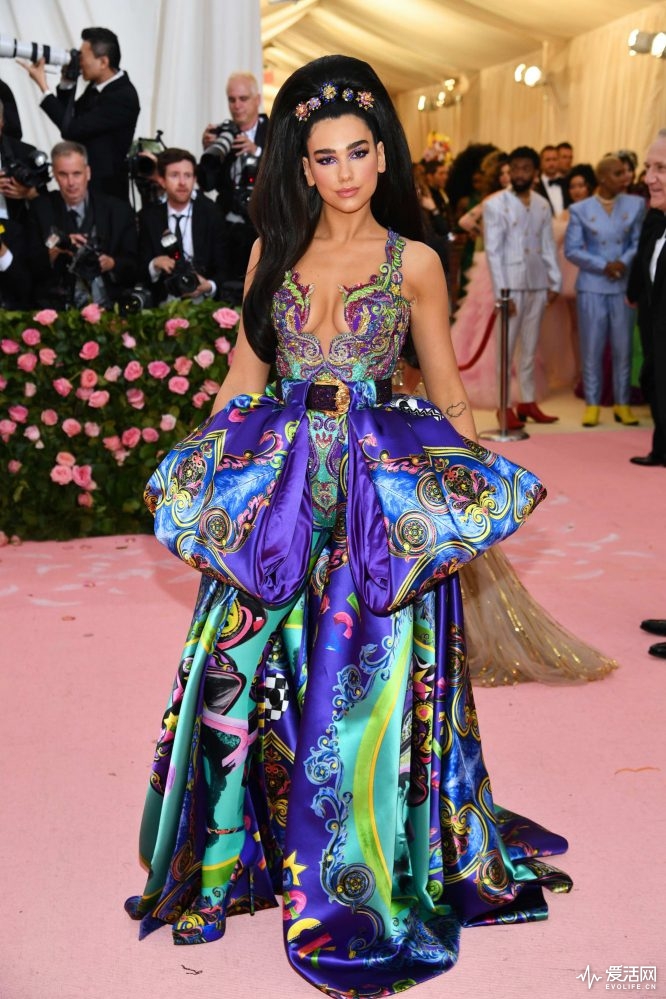 dua-lipa-met-gala-2019