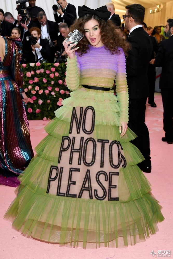 hailee-steinfeld-met-gala-2019