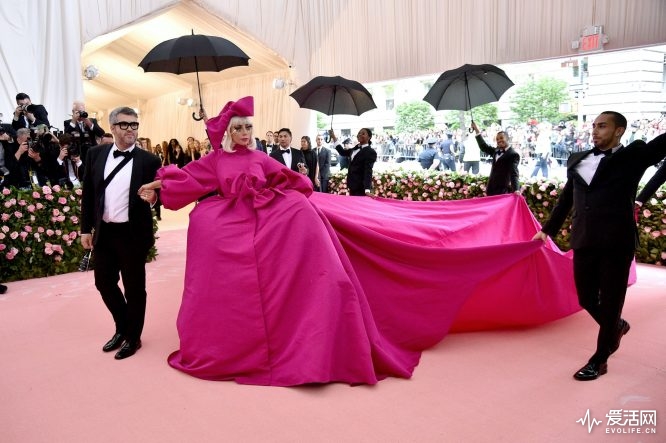 met-gala-2019-lady-gaga-2