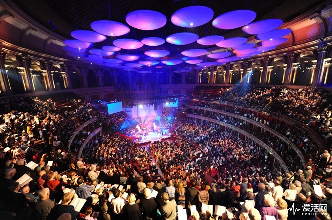 Royal Albert Hall carol concert auditorium