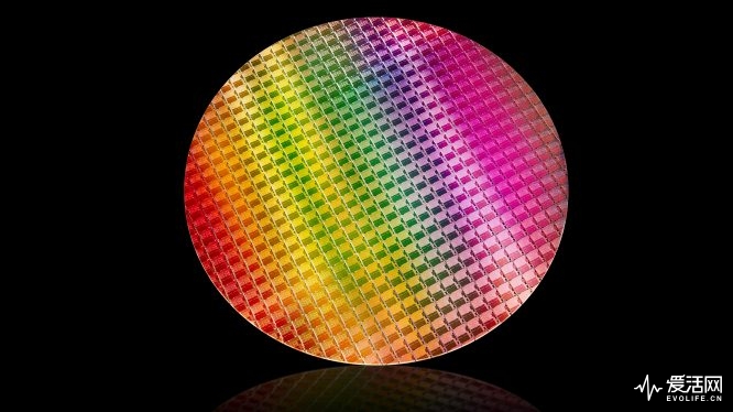 A photo released May 28, 2019, at Computex 2019 shows a 10th Gen Intel Core processor wafer. 10th Gen Intel desktop processors unveiled at Computex enable fast, immersive experiences with up to 4 cores and 8 threads, up to 4.1 GHz max turbo frequency and up to 1.1 GHz graphics frequency. (Source: Intel Corporation)