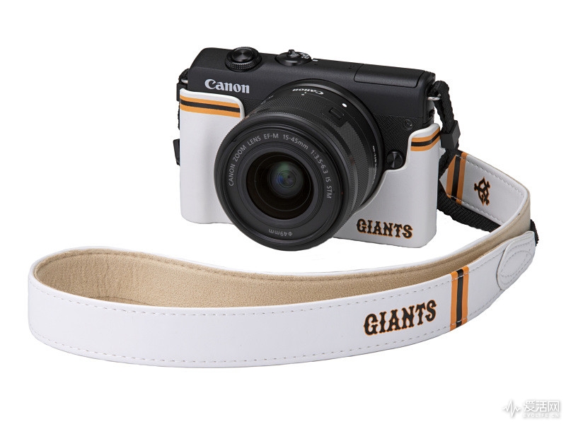Canon-EOS-M200-Limited-Giants-Kit1