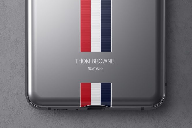 https---hypebeast.com-wp-content-blogs.dir-4-files-2020-02-samsung-unpacked-galaxy-z-flip-thom-browne-3