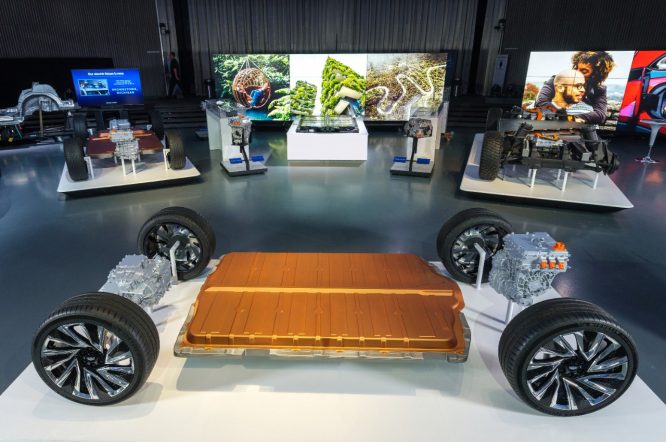 General Motors reveals its all-new modular platform and battery system, Ultium, Wednesday, March 4, 2020 at the Design Dome on the GM Tech Center campus in Warren, Michigan. (Photo by Steve Fecht for General Motors)