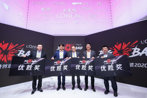 E2624E64-68EC-4AB3-80EE-66453C64EAFA