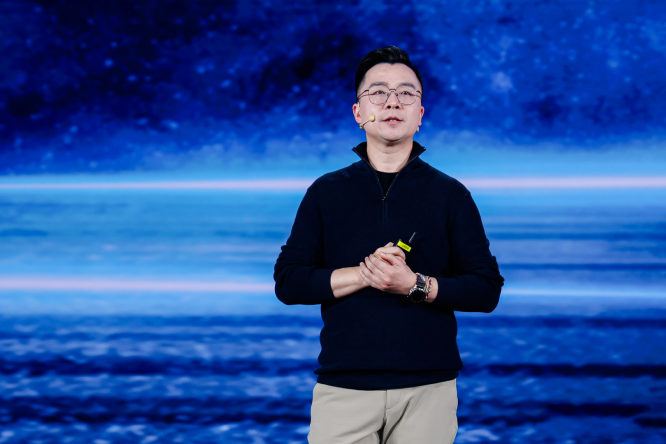 奇瑞汽车股份有限公司副总裁谢保军在现场讲话